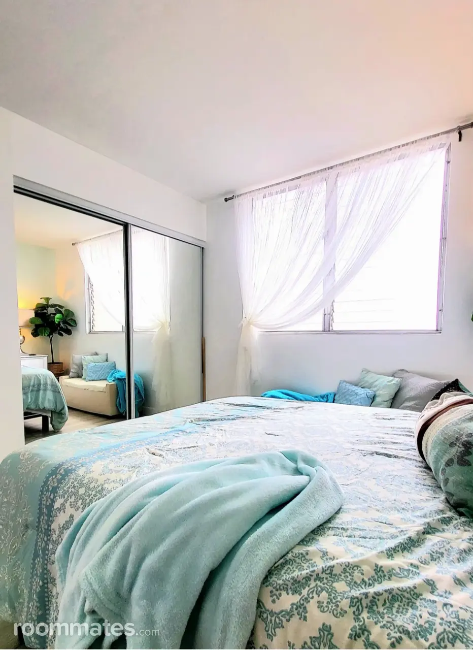 Profile photo 5 of 15