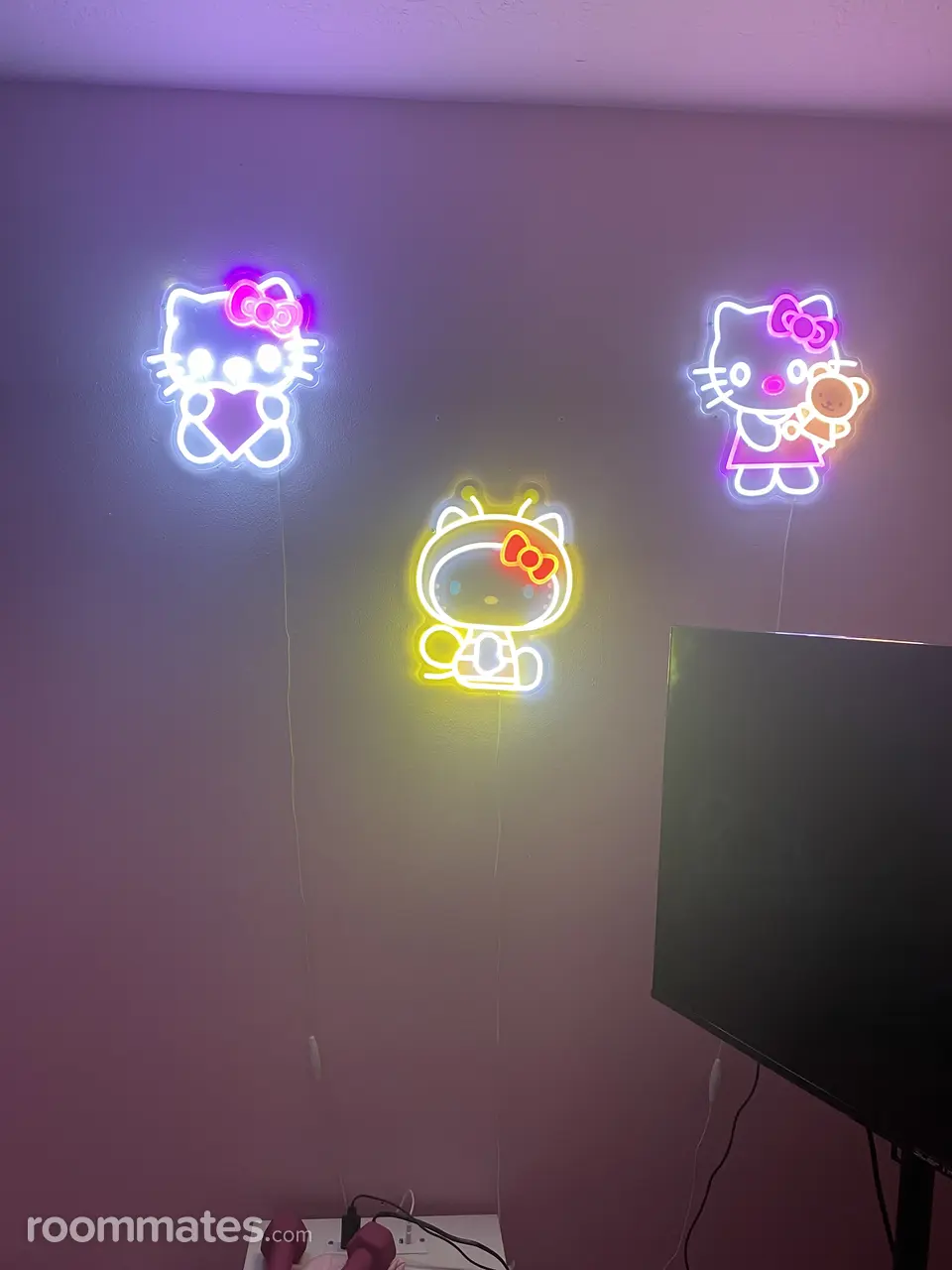 Profile photo 4 of 4