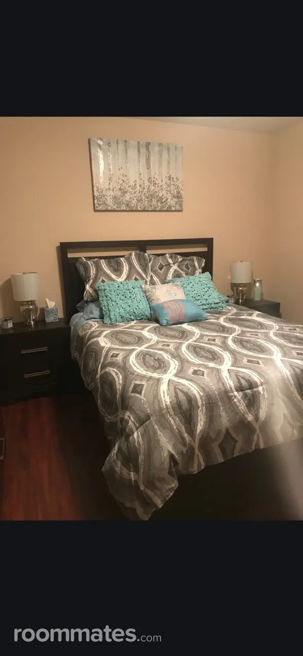 Profile photo 2 of 4