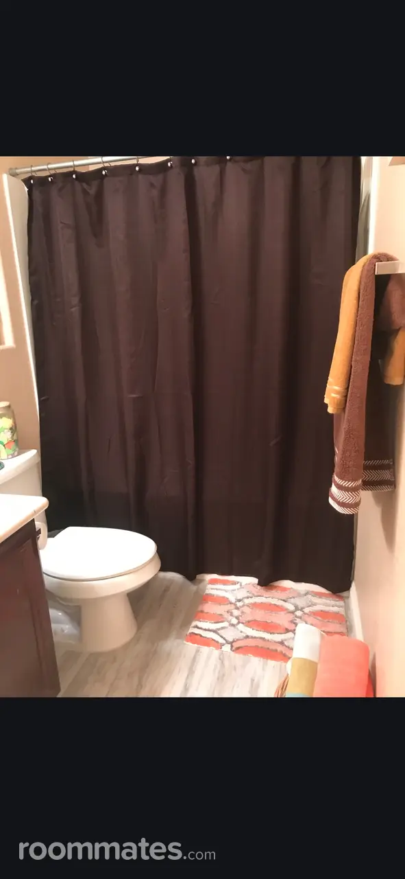 Profile photo 3 of 4