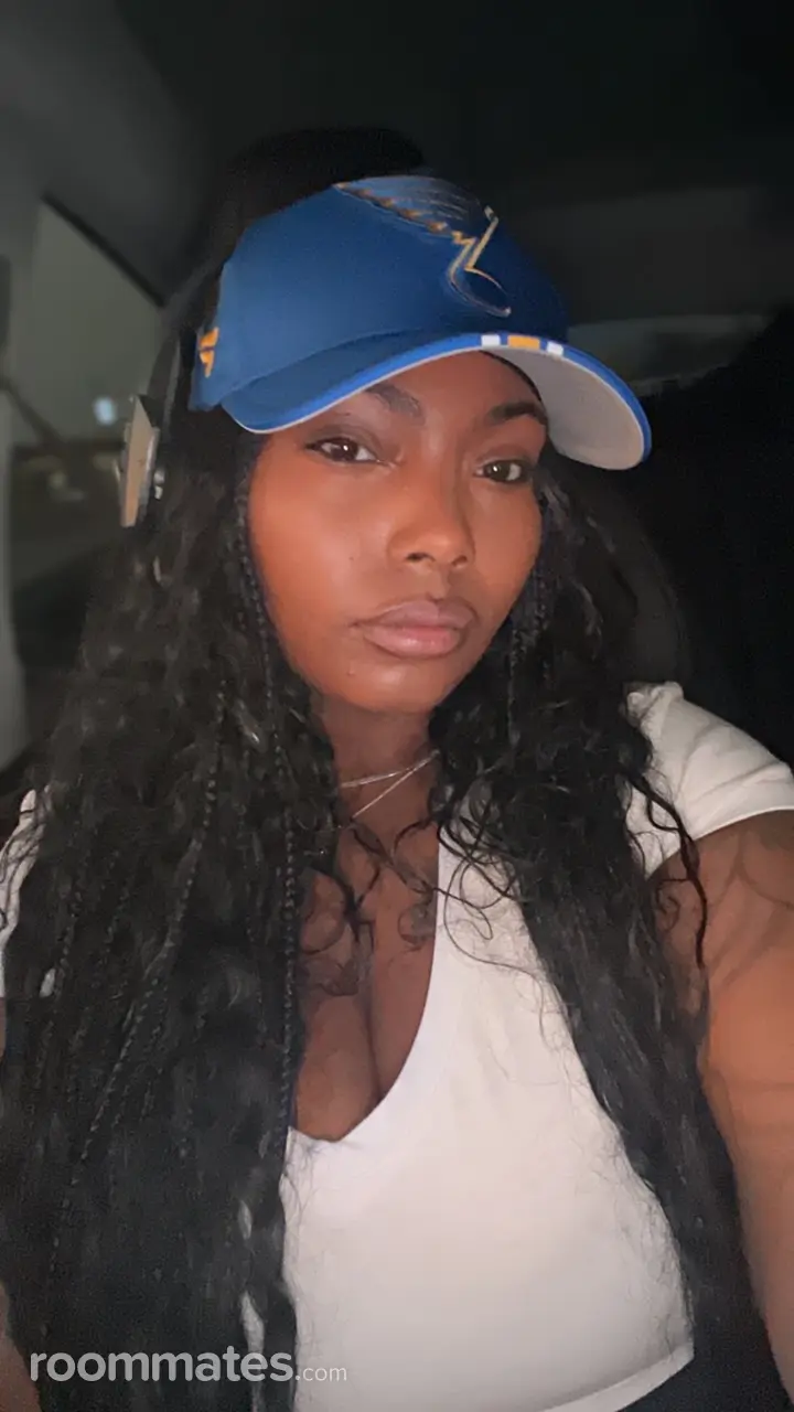 Profile photo 1 of 1