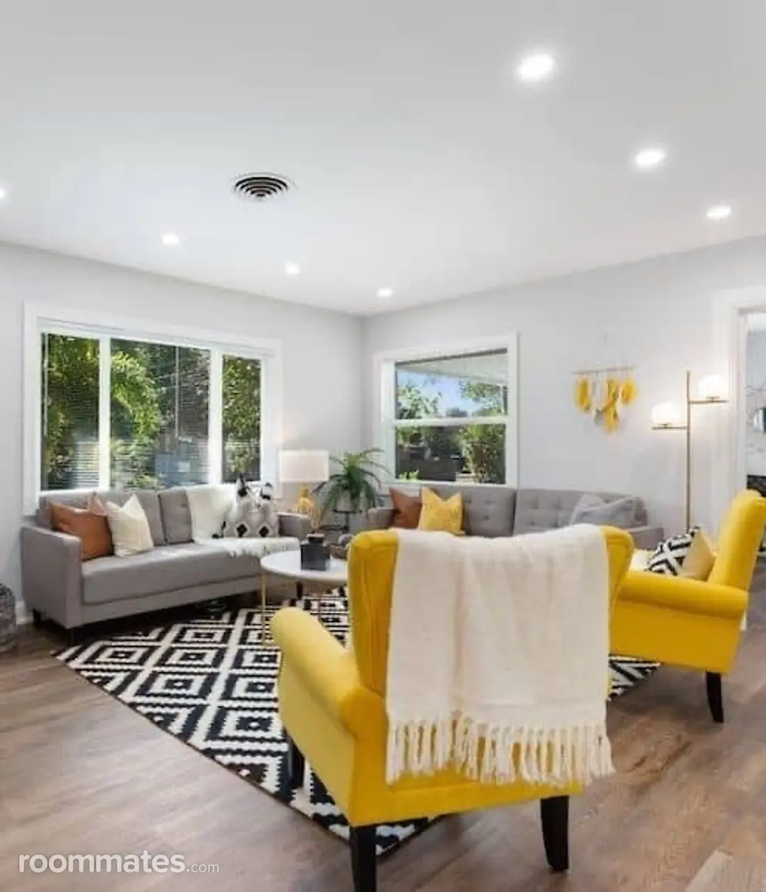 Profile photo 2 of 5