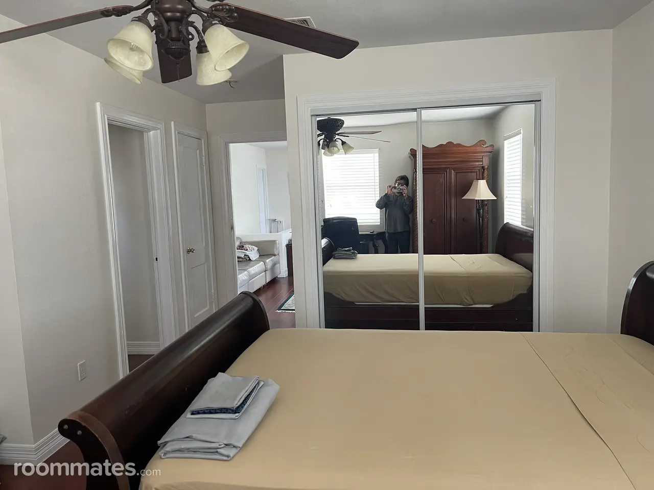 Profile photo 6 of 11