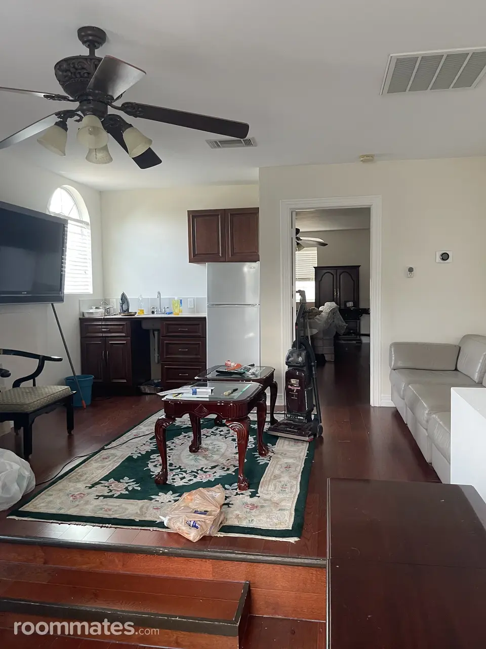 Profile photo 8 of 11