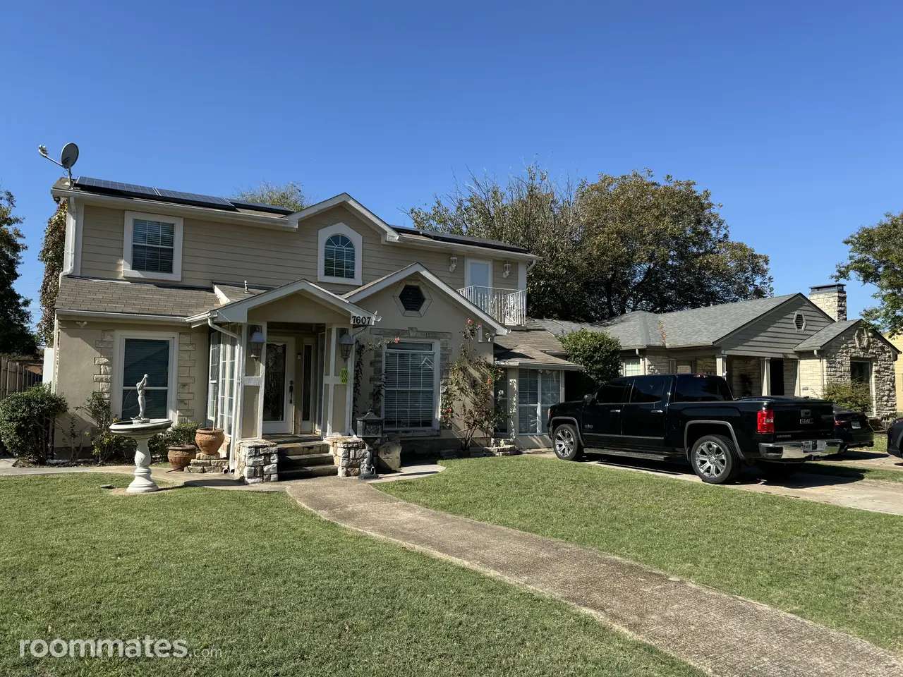 Profile photo 11 of 11