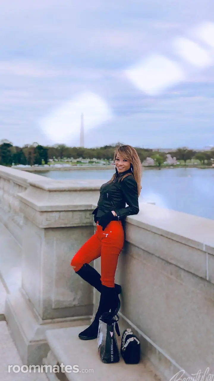 Profile photo 11 of 11