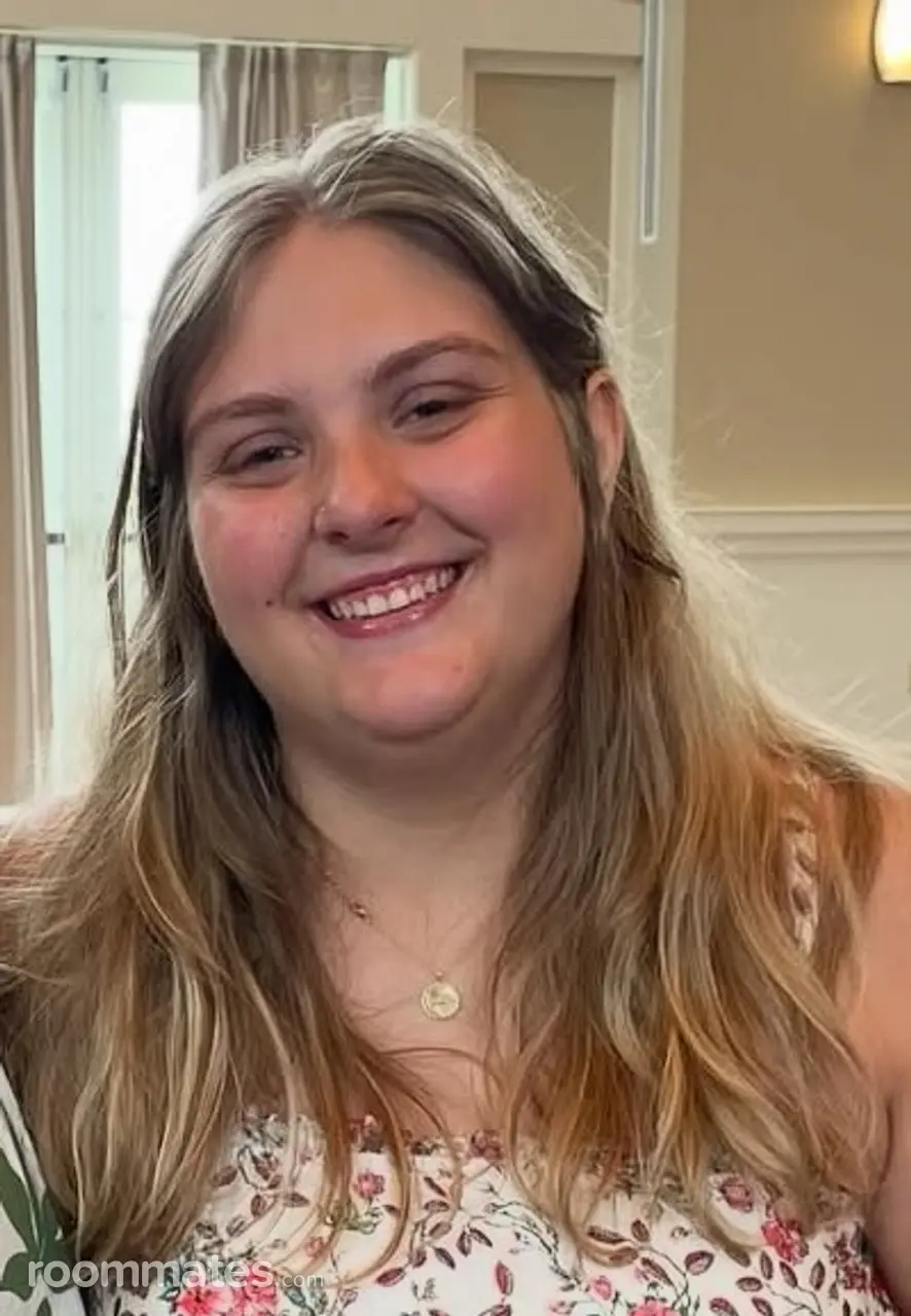 Profile photo 1 of 1