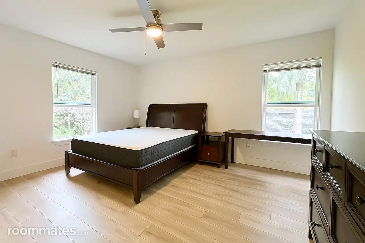 Profile photo 4 of 9