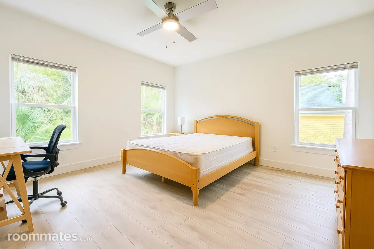 Profile photo 5 of 9