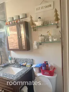 Room for rent in La Puente, CA $1000, house