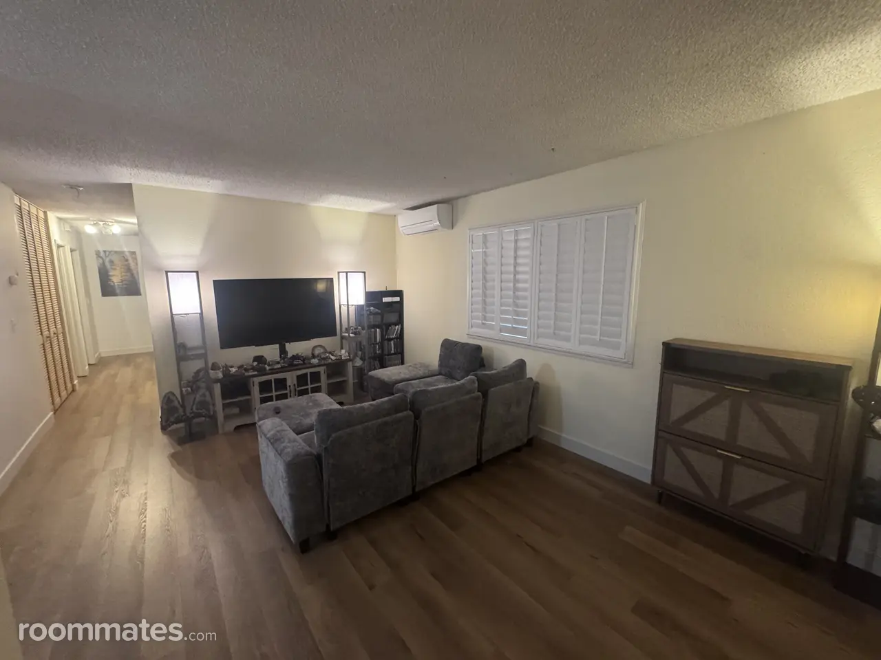 Profile photo 4 of 6