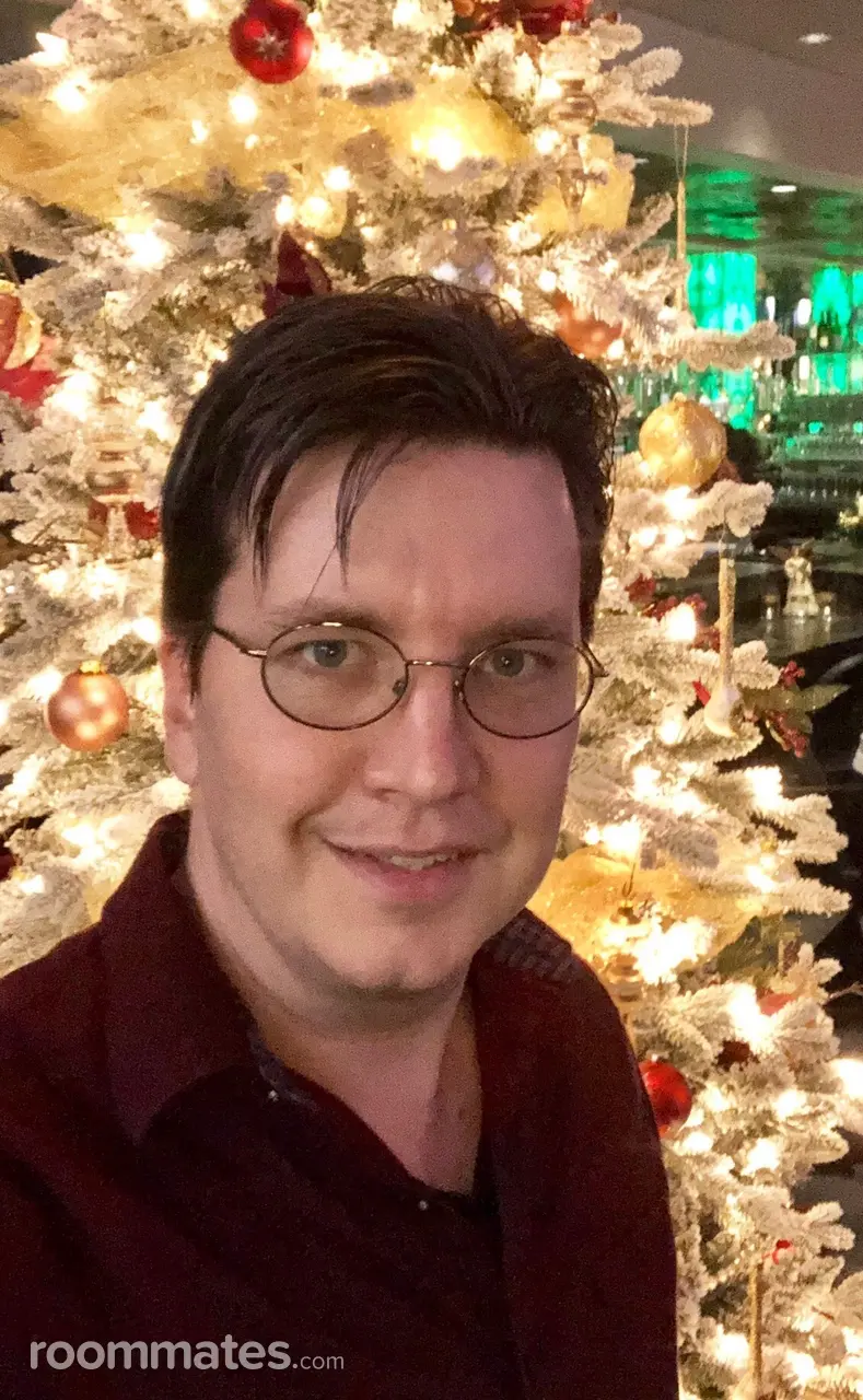 Profile photo 6 of 6