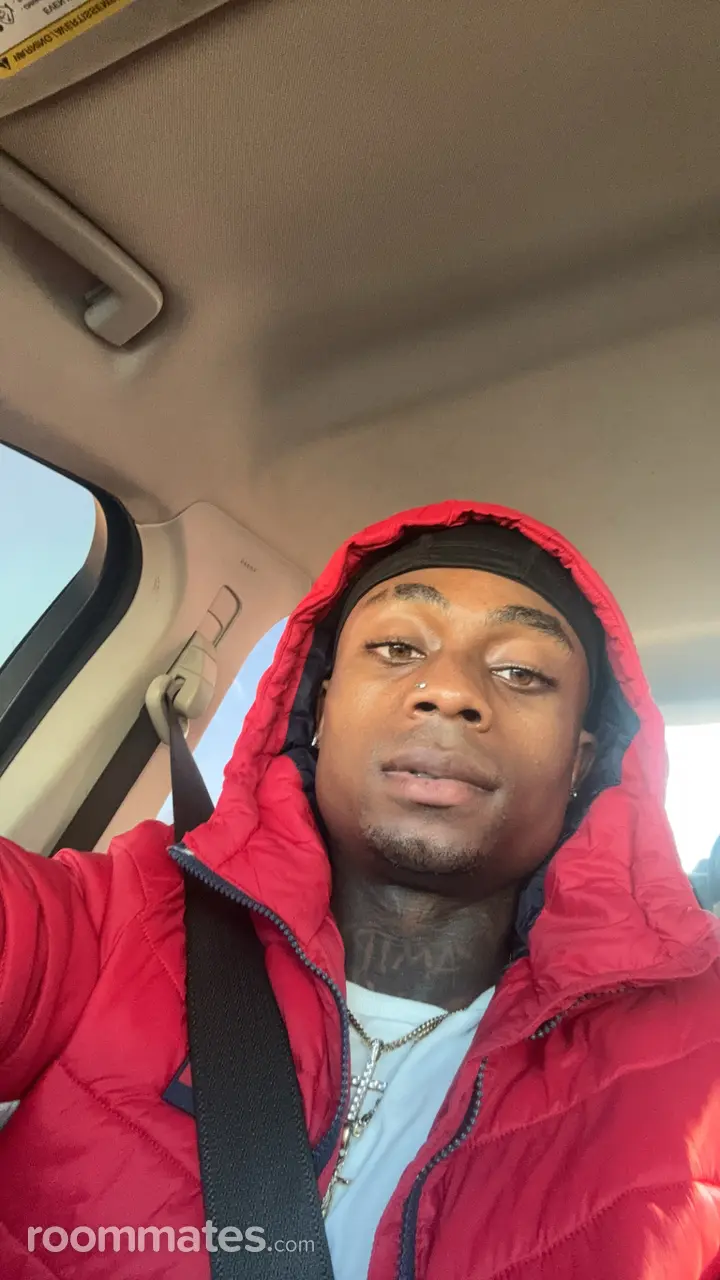 Profile photo 1 of 1