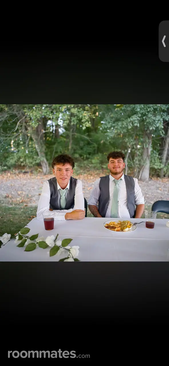 Profile photo 4 of 4