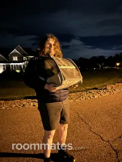 Roommate looking Dayton OH, $400