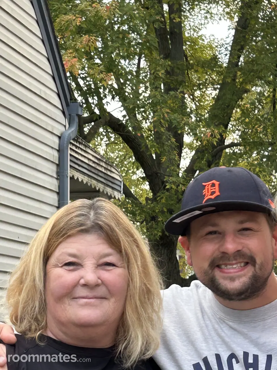 Profile photo 14 of 21