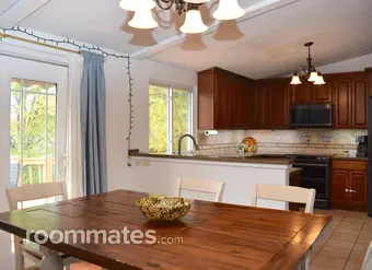 Room for rent in Indianapolis, IN $700, house