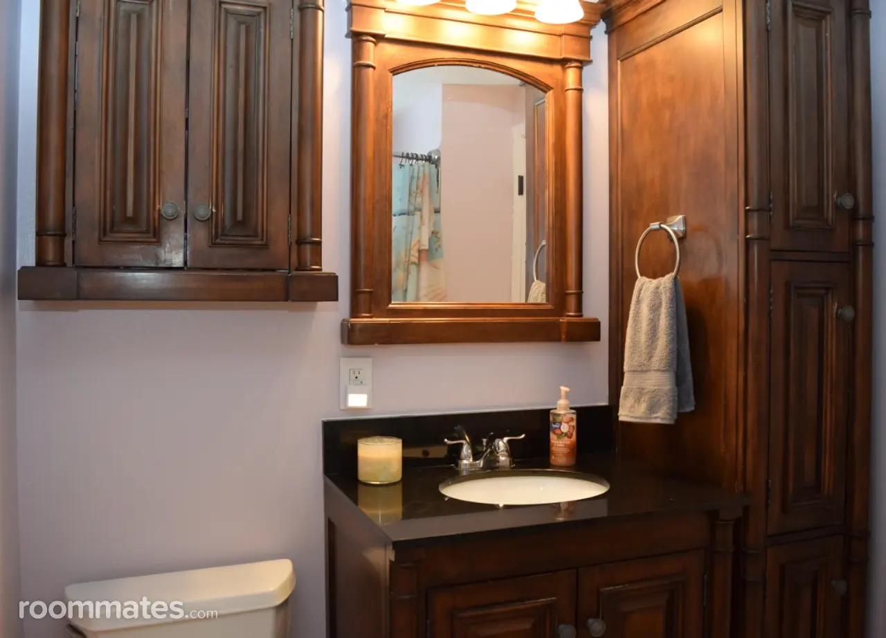 Profile photo 2 of 11