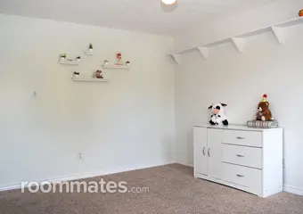 Room for rent in Indianapolis, IN $700, house