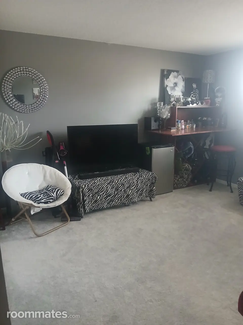 Profile photo 8 of 20