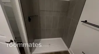 Room for rent in Plant City, FL $960, house