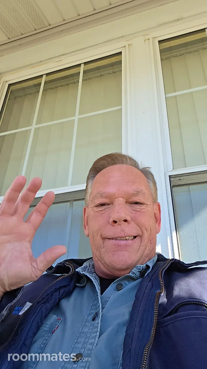 Profile photo 1 of 2