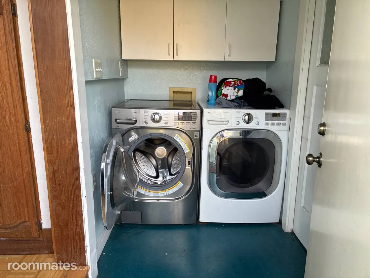 Profile photo 10 of 11