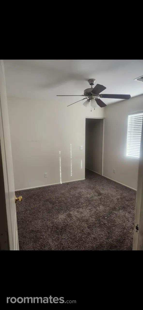 Profile photo 3 of 7