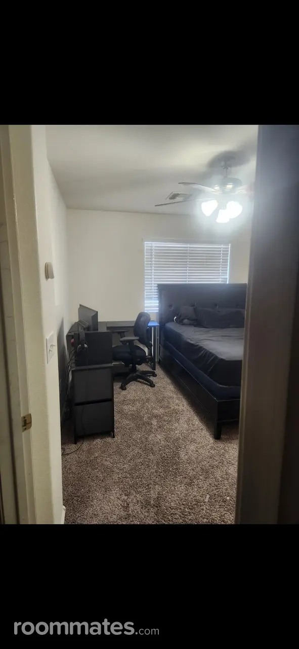 Profile photo 2 of 6