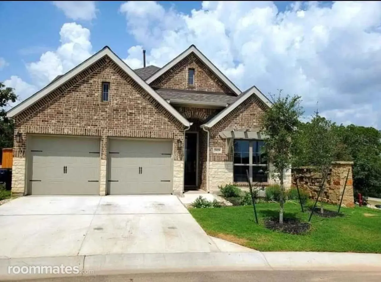 Profile photo 7 of 9