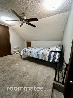 Room for rent in Tulsa, OK $700, house