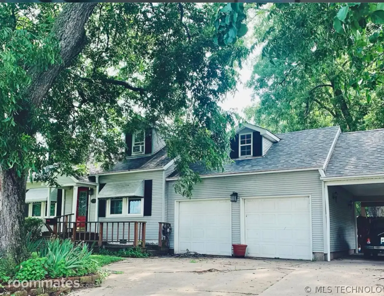 Profile photo 7 of 11