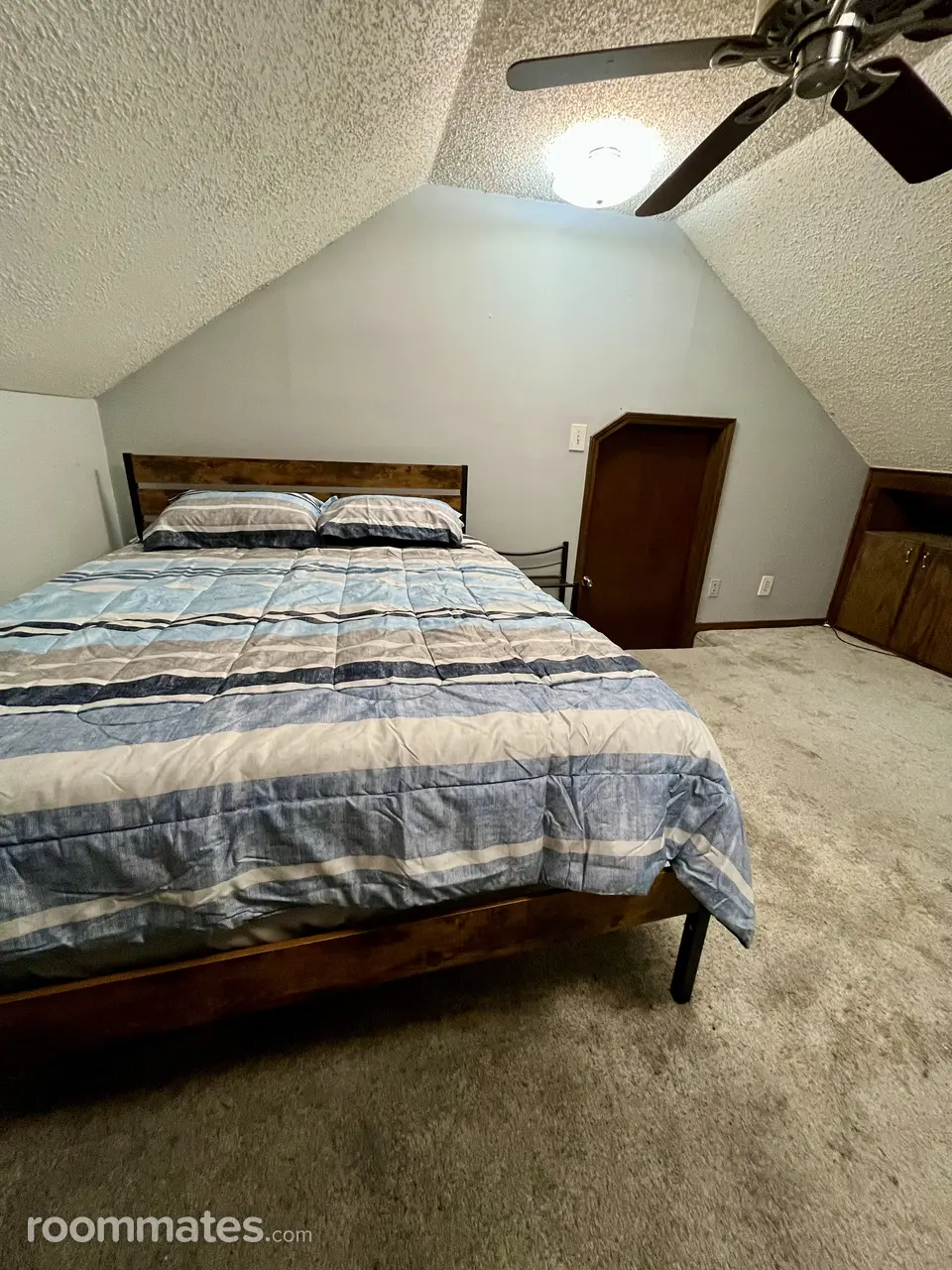 Profile photo 3 of 11