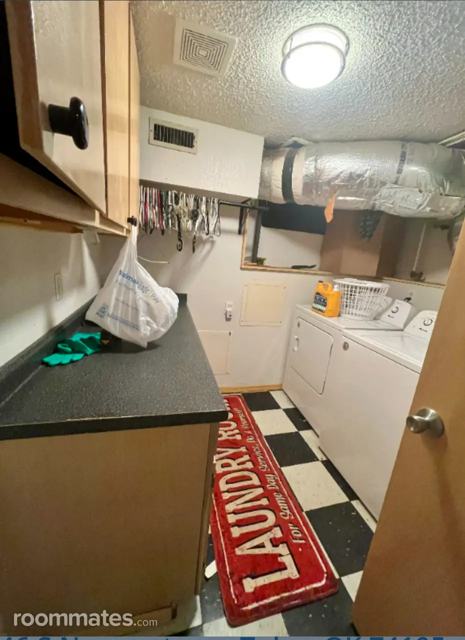 Profile photo 9 of 11