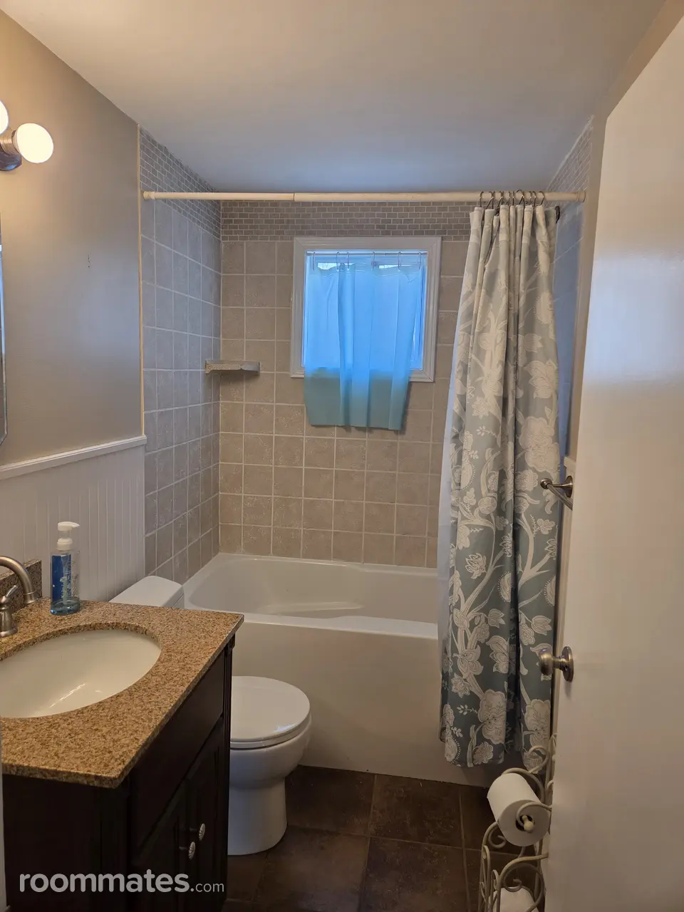 Profile photo 5 of 8