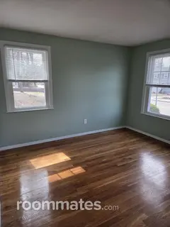 Room for rent in Franklin, MA $1000, house