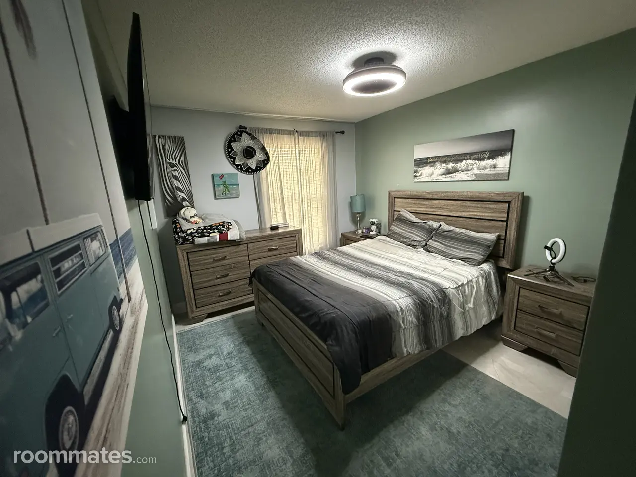 Profile photo 4 of 6