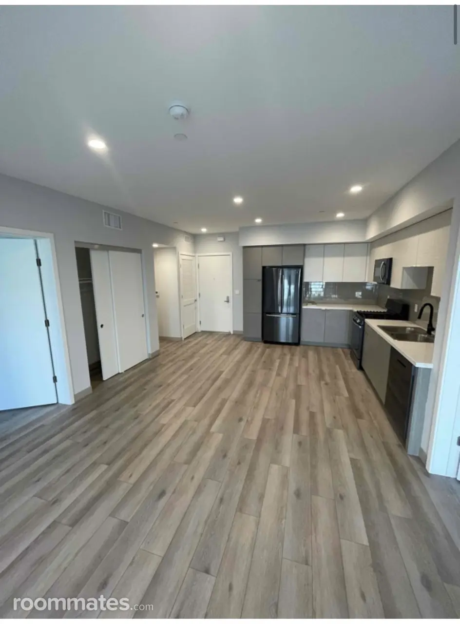 Profile photo 4 of 6