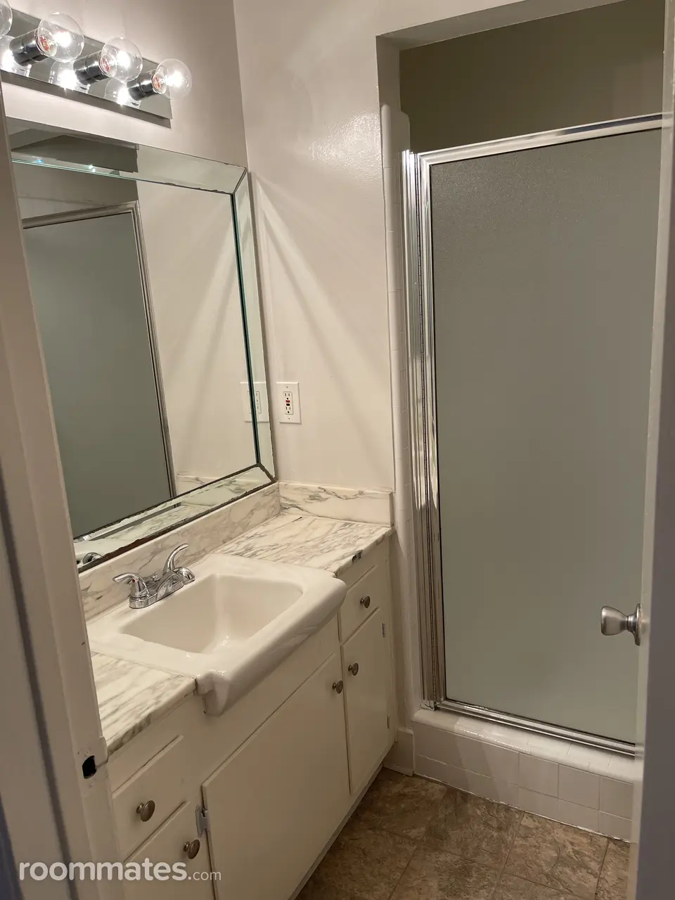 Profile photo 6 of 11