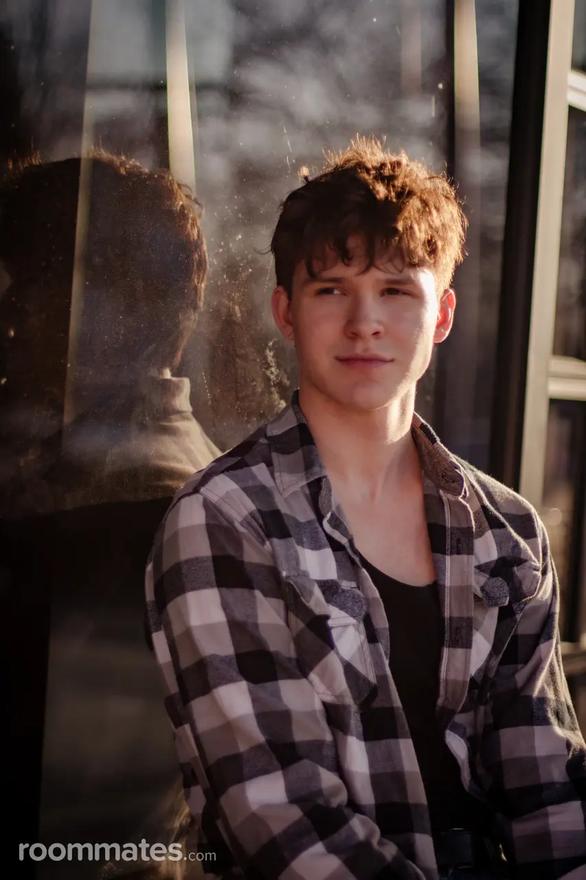 Profile photo 1 of 1