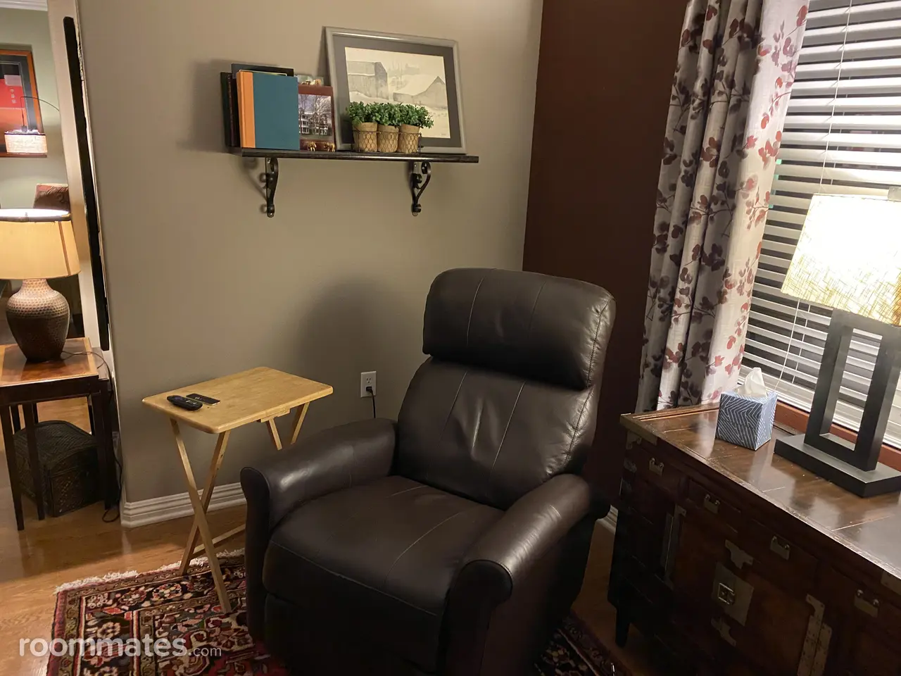 Profile photo 2 of 11