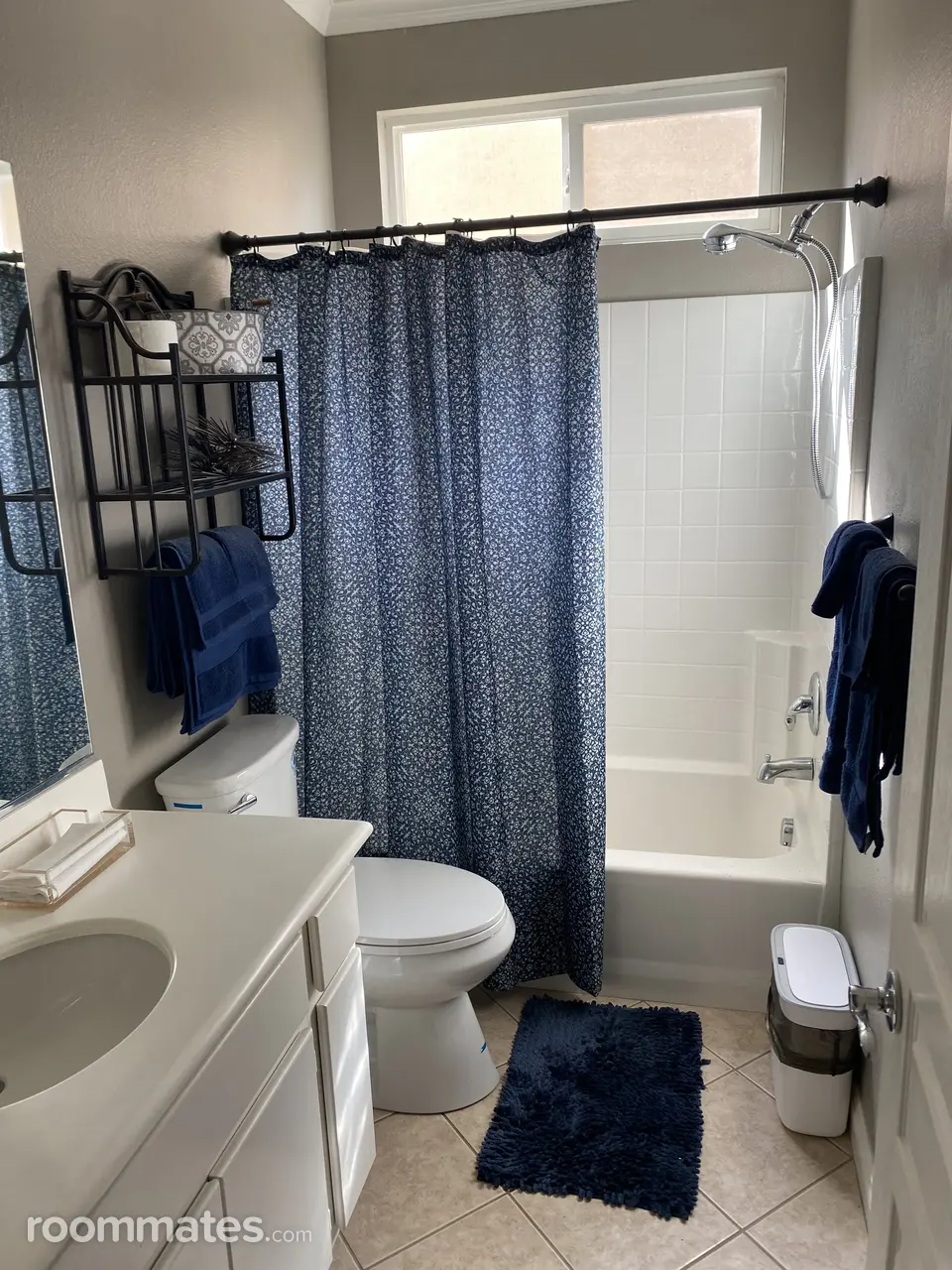 Profile photo 6 of 11