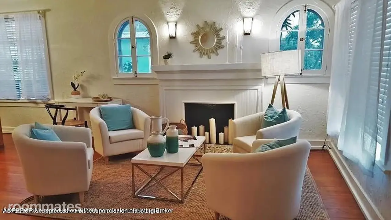 Profile photo 4 of 7