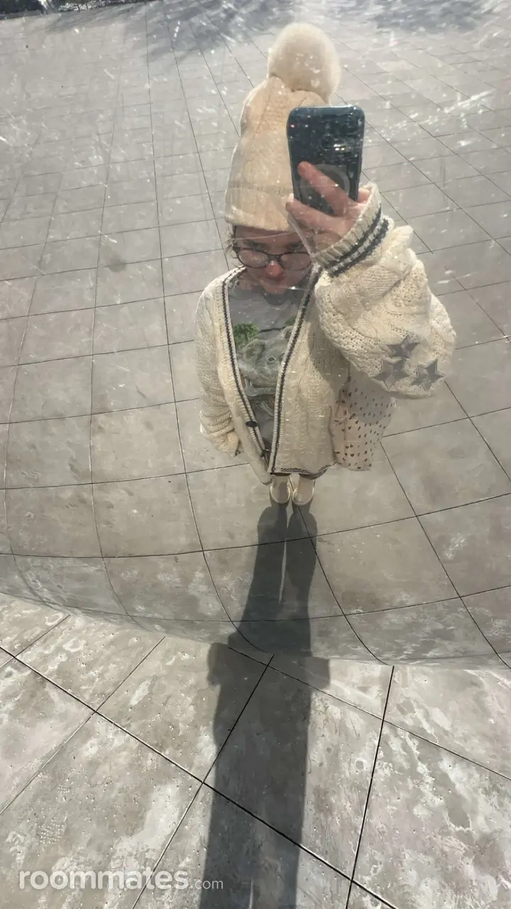 Profile photo 4 of 5