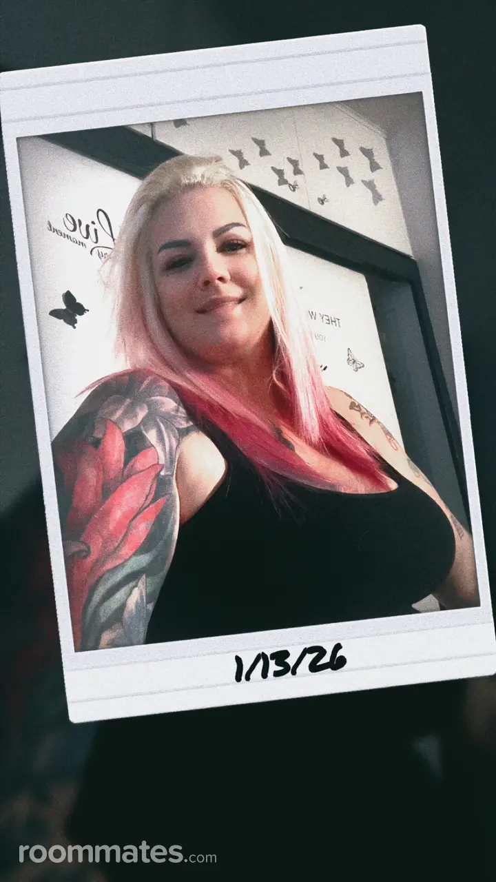 Profile photo 10 of 11