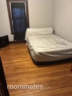 Room for rent in Worcester, MA $700, house