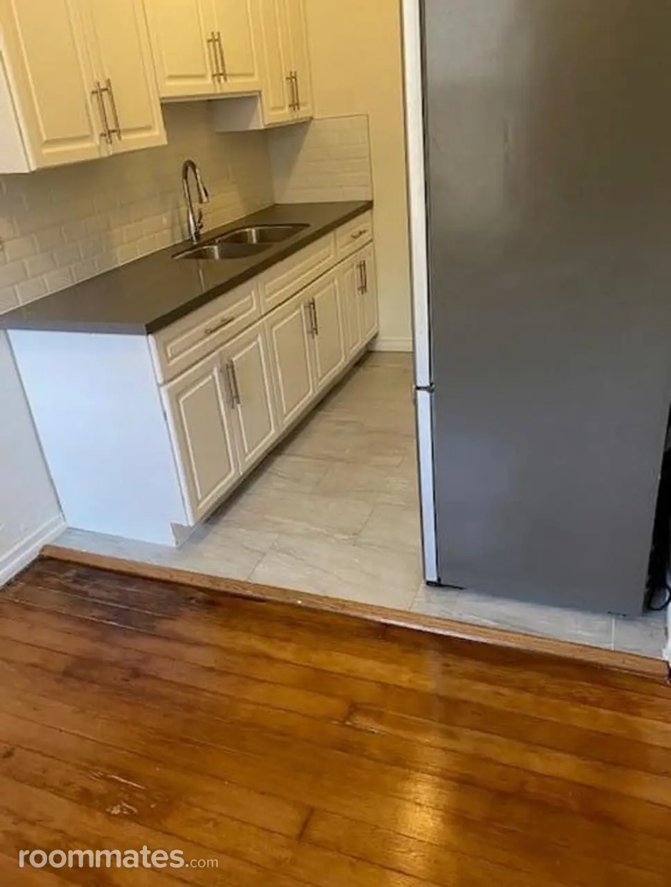 Profile photo 5 of 18