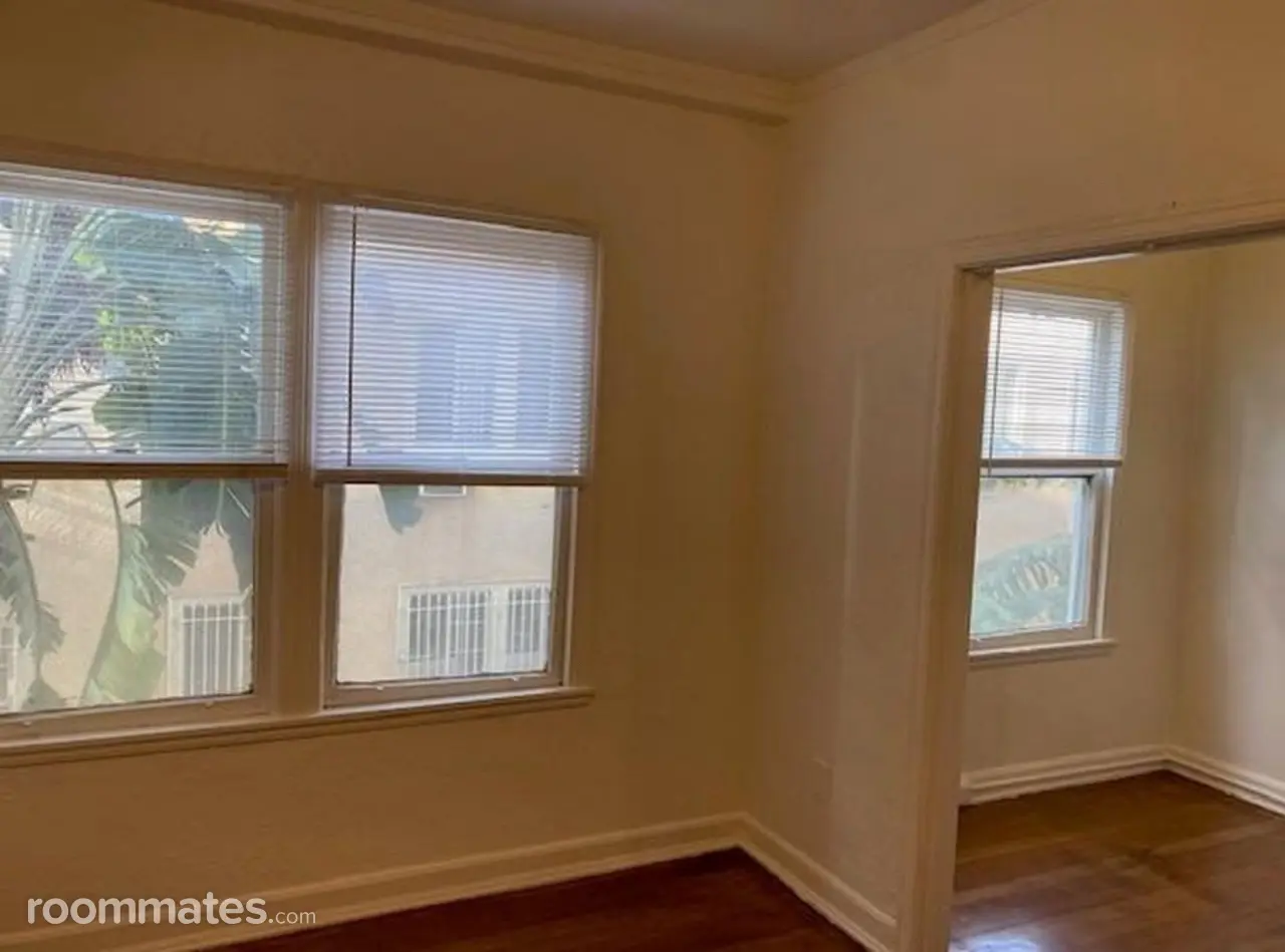 Profile photo 1 of 18