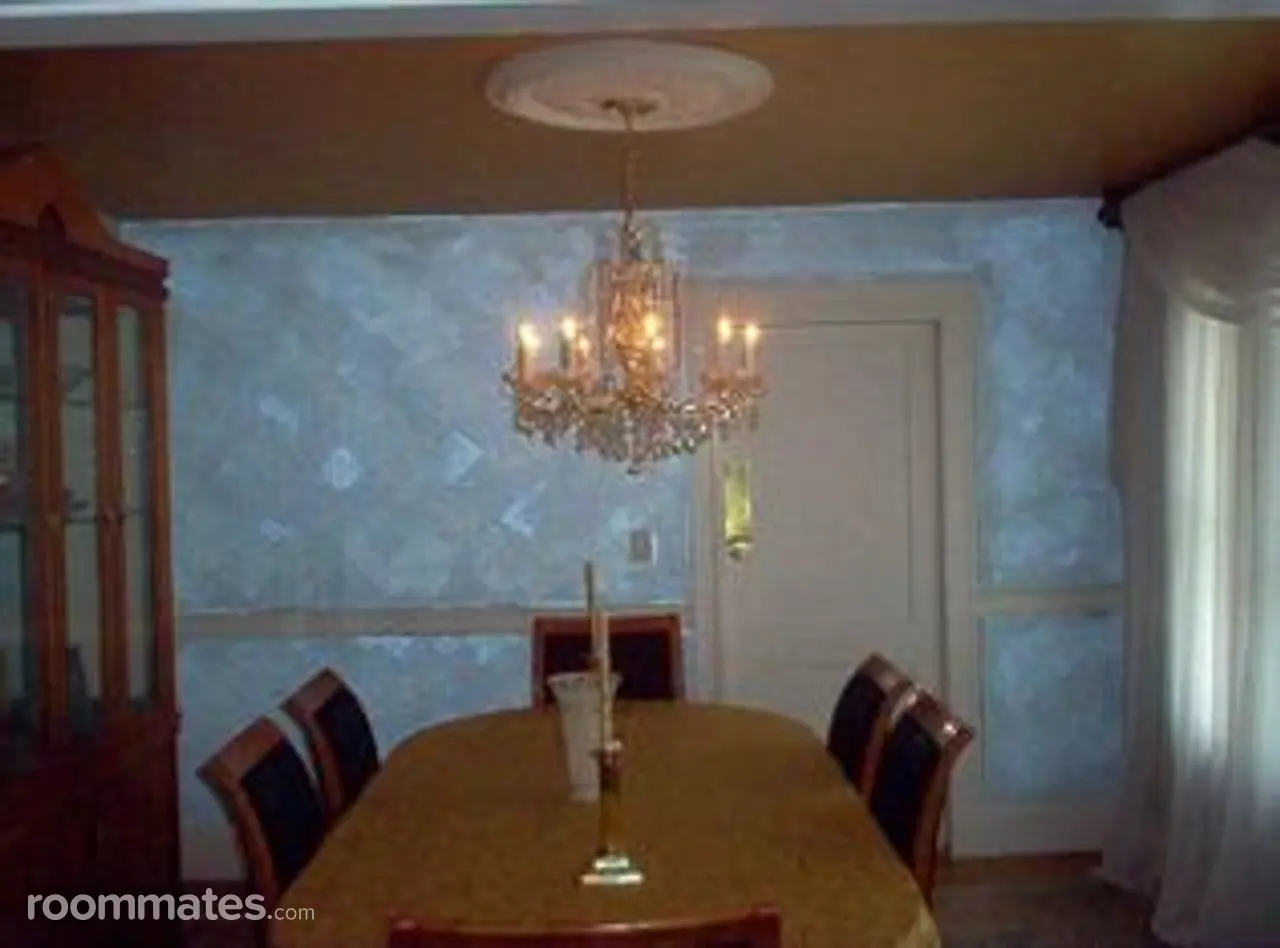 Profile photo 1 of 2