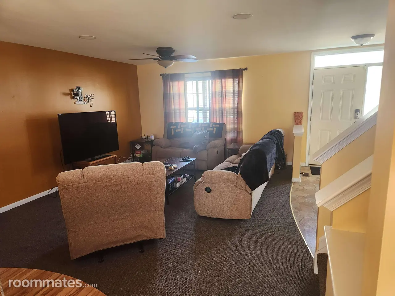 Profile photo 7 of 8